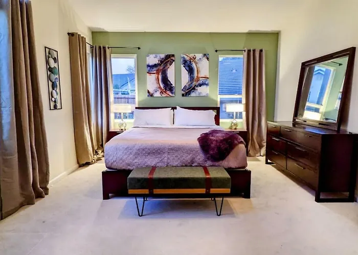 King Bed Quiet Home On Cul-De-Sac Hiking Trails